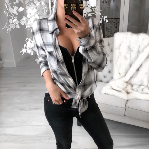 OUTT OF STOCKK - Picture 3 of 4